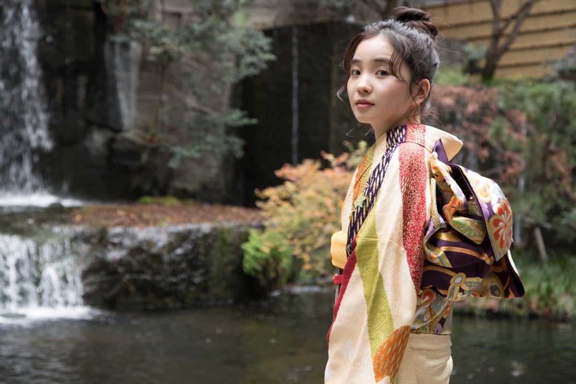 哀川翔の娘・福地桃子、晴れ着で新成人の抱負 家族との